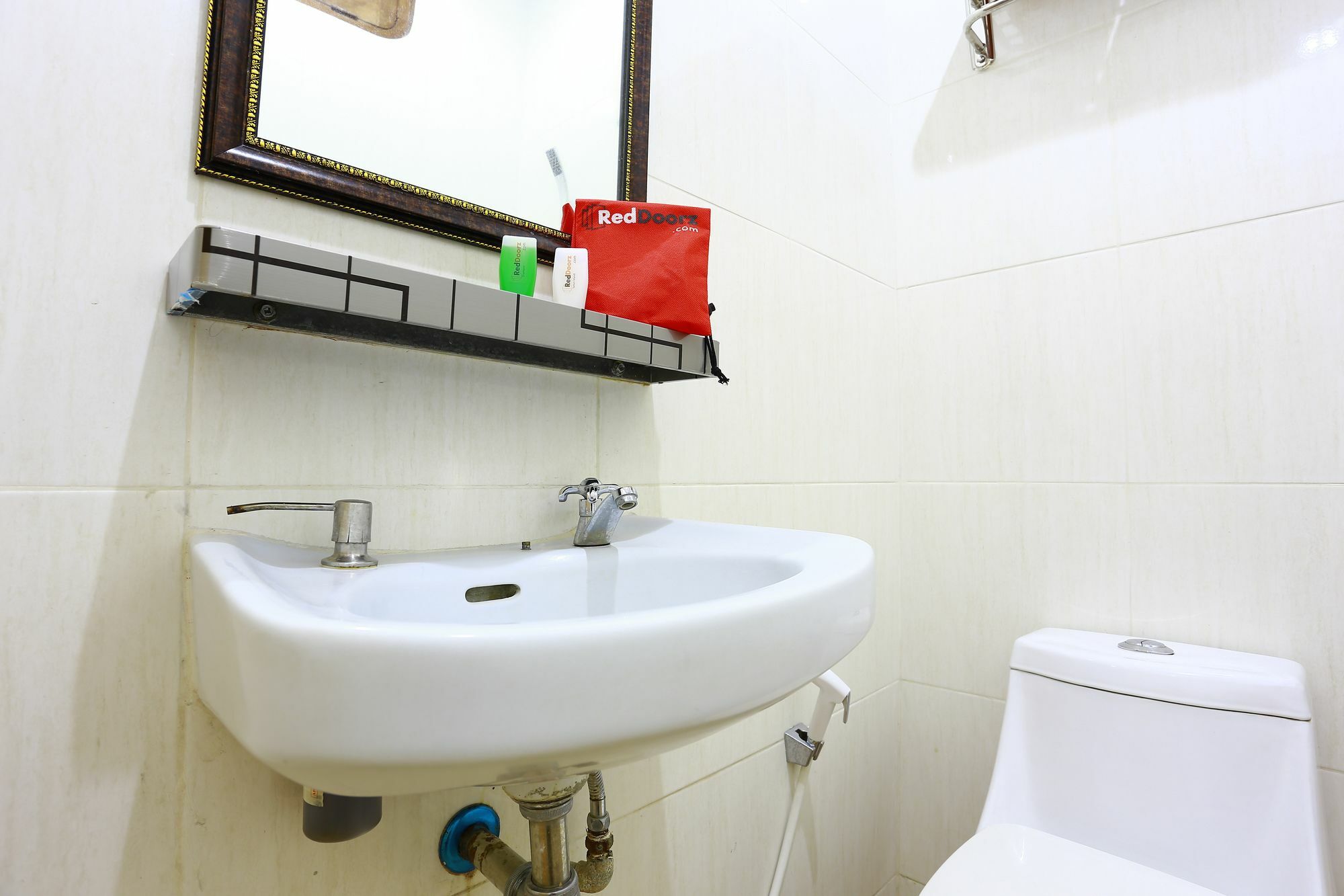 Reddoorz Near Prawirotaman 2 호텔 요그야카르타 외부 사진