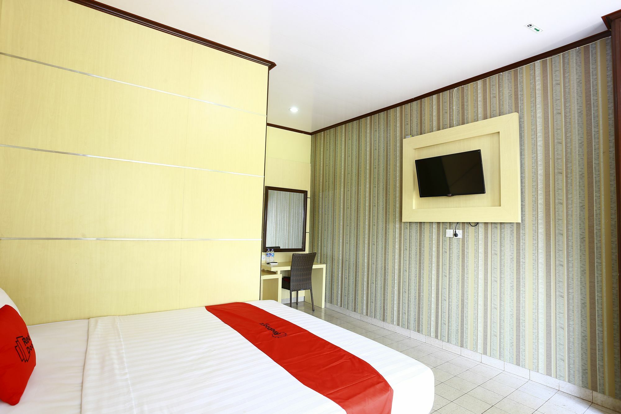 Reddoorz Near Prawirotaman 2 호텔 요그야카르타 외부 사진